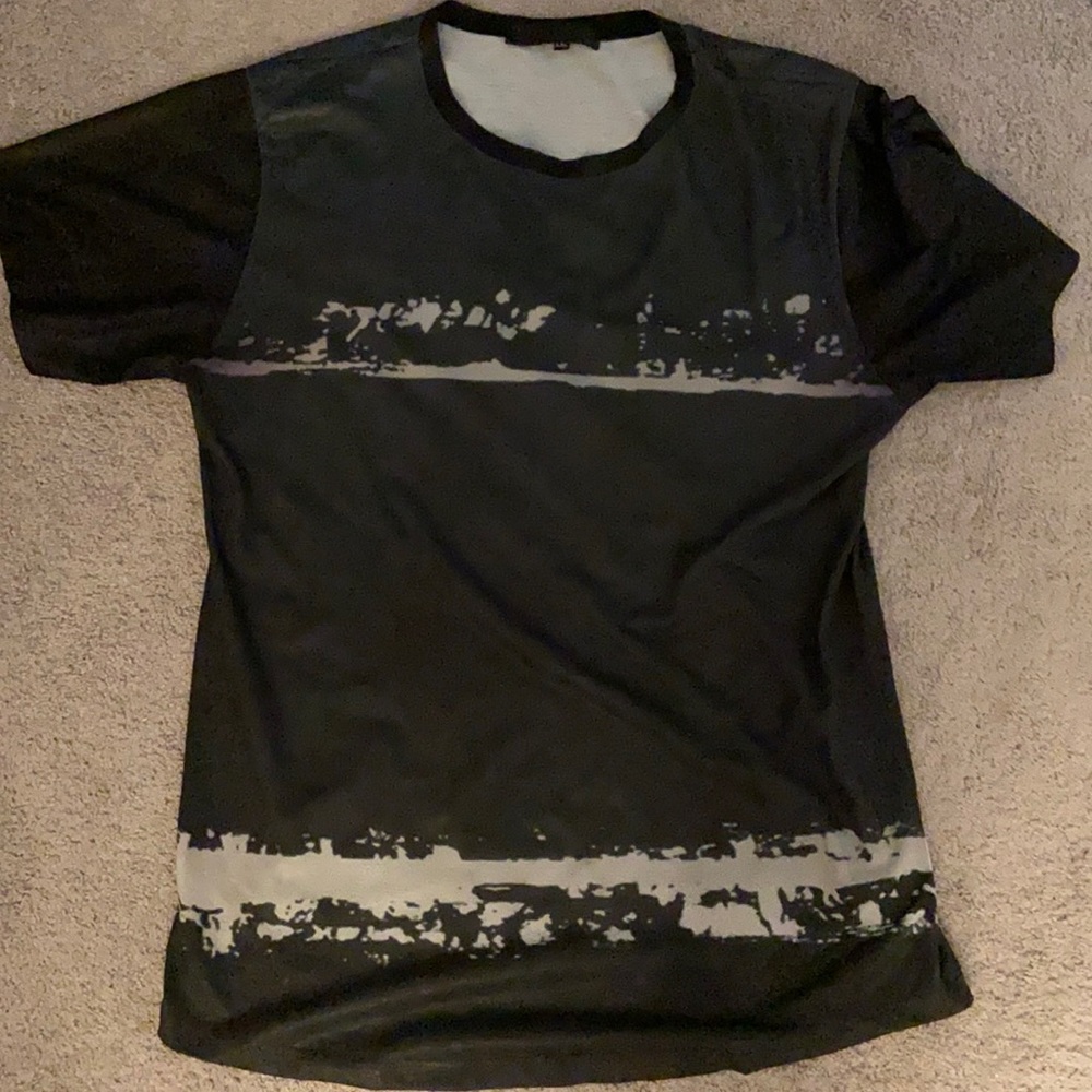 Men’s En Noir Black Tee